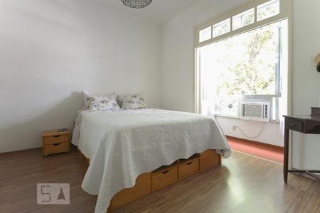 Apartamento à venda com 108m², 3 quartos e sem vagaQuarto 1