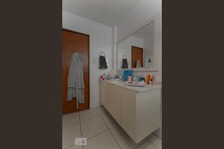Banheiro de apartamento à venda com 3 quartos, 108m² em Andaraí, Rio de Janeiro