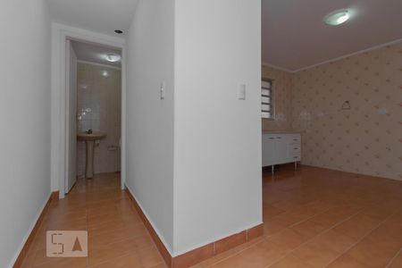 Corredor de casa à venda com 2 quartos, 80m² em Vila Brasilina, São Paulo