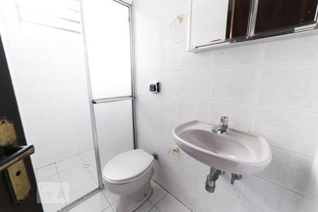 Casa à venda com 125m², 3 quartos e 2 vagasBanheiro