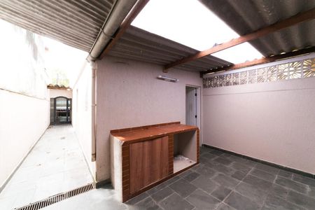 Casa à venda com 125m², 3 quartos e 2 vagasQuintal