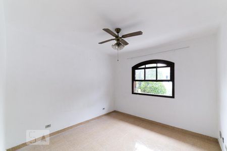 Casa à venda com 125m², 3 quartos e 2 vagasSuíte
