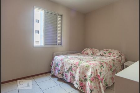 Quarto de apartamento à venda com 1 quarto, 44m² em Bosque, Campinas