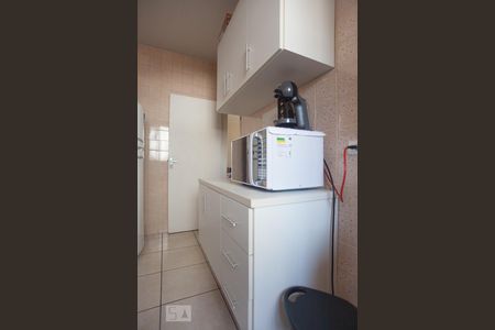 Cozinha de apartamento à venda com 1 quarto, 44m² em Bosque, Campinas