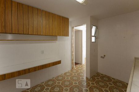 Apartamento à venda com 120m², 3 quartos e 2 vagasCozinha