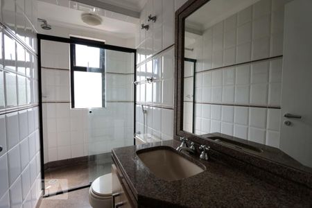Apartamento à venda com 227m², 4 quartos e 3 vagasSuite