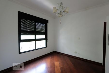 Apartamento à venda com 227m², 4 quartos e 3 vagasQuarto 2