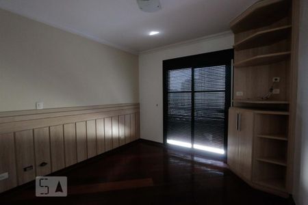 Apartamento à venda com 227m², 4 quartos e 3 vagasSuite2