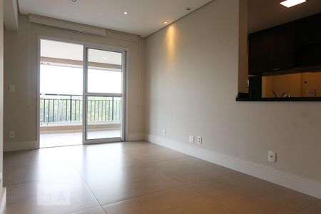 Sala de apartamento para alugar com 1 quarto, 68m² em Empresarial 18 do Forte, Barueri