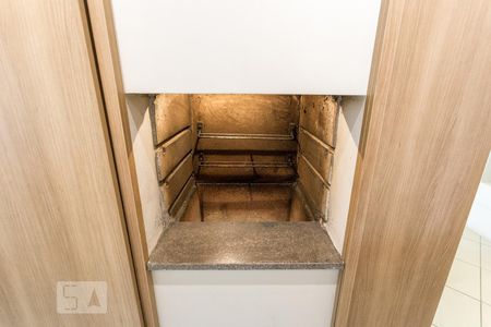 Apartamento à venda com 76m², 2 quartos e 2 vagasChurrasqueira na cozinha