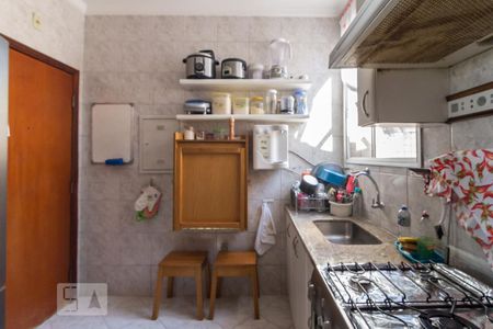 Apartamento à venda com 95m², 3 quartos e 2 vagasCozinha