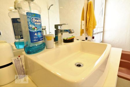 Apartamento à venda com 180m², 4 quartos e 2 vagasBanheiro 1