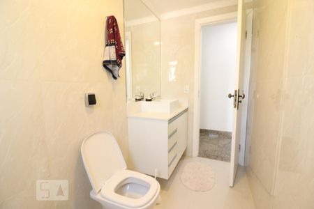 Apartamento à venda com 180m², 4 quartos e 2 vagasLavabo