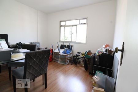 Apartamento à venda com 180m², 4 quartos e 2 vagasQuarto 2