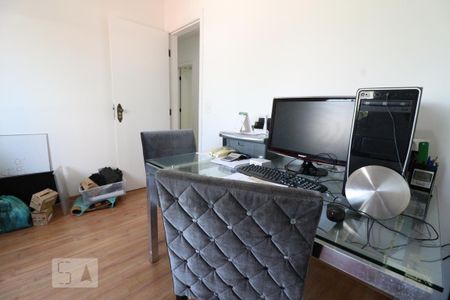 Apartamento à venda com 180m², 4 quartos e 2 vagasQuarto 2