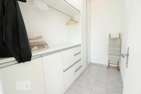 Apartamento à venda com 180m², 4 quartos e 2 vagasQuarto de Serviço