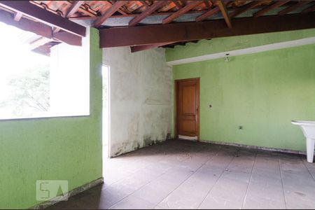 Casa à venda com 150m², 3 quartos e 2 vagasSalão de Festas