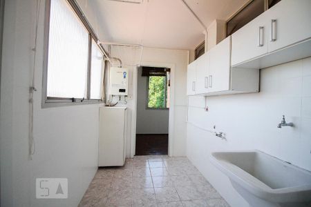 Apartamento para alugar com 150m², 3 quartos e 2 vagas Apartamento para alugar com 150m², 3 quartos e 2 vagasÁrea de Serviço