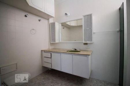 Apartamento para alugar com 150m², 3 quartos e 2 vagas Apartamento para alugar com 150m², 3 quartos e 2 vagasBanheiro da Suíte