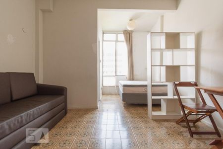 Sala de kitnet/studio para alugar com 1 quarto, 29m² em Flamengo, Rio de Janeiro