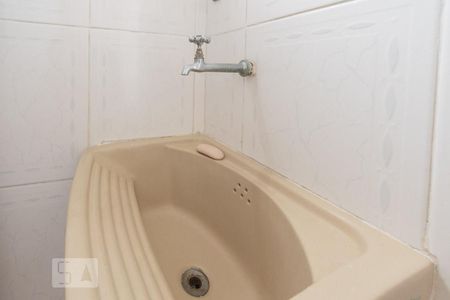 Banheiro de kitnet/studio para alugar com 1 quarto, 29m² em Flamengo, Rio de Janeiro