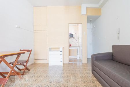 Sala de kitnet/studio para alugar com 1 quarto, 29m² em Flamengo, Rio de Janeiro