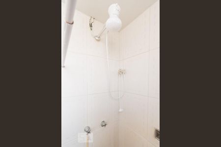 Banheiro de kitnet/studio para alugar com 1 quarto, 29m² em Flamengo, Rio de Janeiro