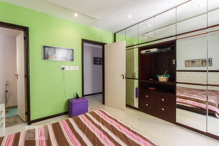 Apartamento à venda com 325m², 4 quartos e 4 vagasSuíte 3