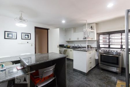 Apartamento à venda com 325m², 4 quartos e 4 vagasCozinha