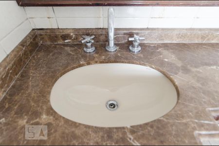 Banheiro de apartamento para alugar com 2 quartos, 79m² em Nova Petrópolis, São Bernardo do Campo