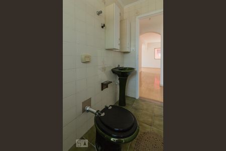 Apartamento para alugar com 100m², 3 quartos e 2 vagasBanheiro 02