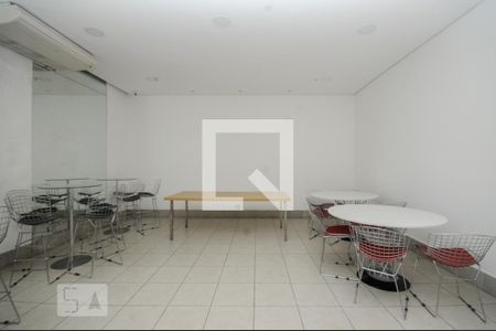 Apartamento para alugar com 70m², 3 quartos e 1 vaga Apartamento para alugar com 70m², 3 quartos e 1 vagaÁrea comum - Salão de festas