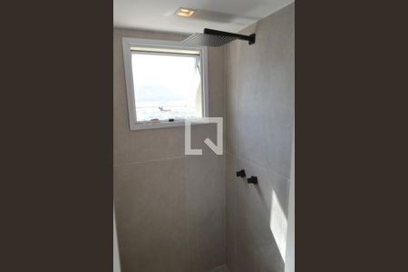 Apartamento para alugar com 70m², 3 quartos e 1 vaga Apartamento para alugar com 70m², 3 quartos e 1 vagaBanheiro da Suíte 1