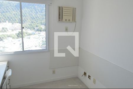 Quarto de apartamento para alugar com 3 quartos, 70m² em Jacarepaguá, Rio de Janeiro