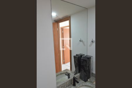 Apartamento para alugar com 70m², 3 quartos e 1 vaga Apartamento para alugar com 70m², 3 quartos e 1 vagaBanheiro