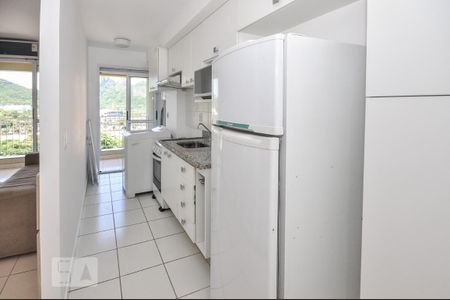 Apartamento para alugar com 60m², 2 quartos e 1 vaga Apartamento para alugar com 60m², 2 quartos e 1 vagaCozinha e Área de Serviço
