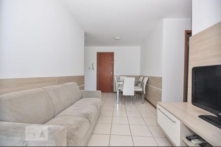 Sala de apartamento para alugar com 2 quartos, 60m² em Jacarepaguá, Rio de Janeiro