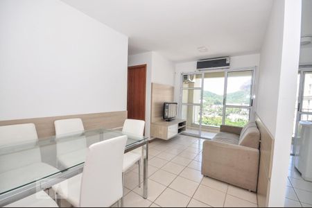 Sala de apartamento para alugar com 2 quartos, 60m² em Jacarepaguá, Rio de Janeiro