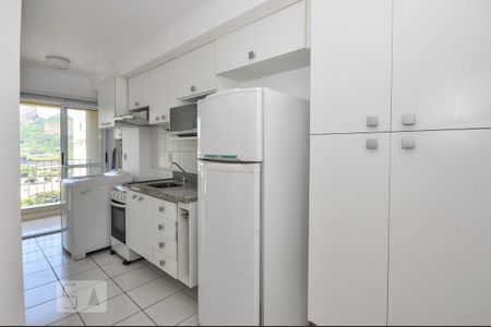 Apartamento para alugar com 60m², 2 quartos e 1 vaga Apartamento para alugar com 60m², 2 quartos e 1 vagaCozinha e Área de Serviço