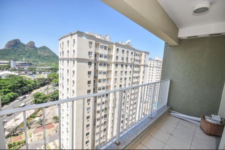 Varanda de apartamento para alugar com 2 quartos, 60m² em Jacarepaguá, Rio de Janeiro