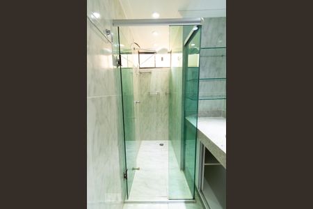 Apartamento à venda com 62m², 2 quartos e 1 vaga Apartamento à venda com 62m², 2 quartos e 1 vagaBanheiro