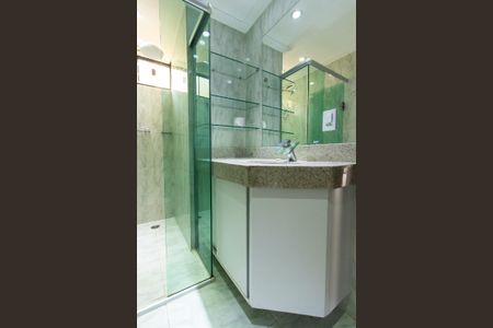 Apartamento à venda com 62m², 2 quartos e 1 vaga Apartamento à venda com 62m², 2 quartos e 1 vagaBanheiro