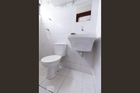 Apartamento à venda com 62m², 2 quartos e 1 vaga Apartamento à venda com 62m², 2 quartos e 1 vagaBanheiro de serviço