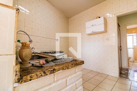 Apartamento à venda com 90m², 2 quartos e 2 vagasCozinha