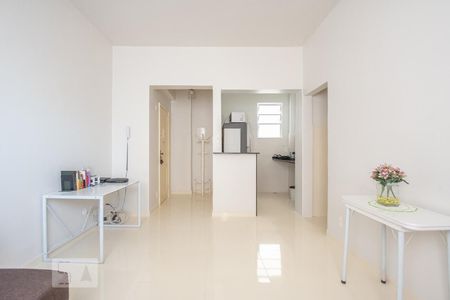 Apartamento para alugar com 80m², 2 quartos e sem vagaSala