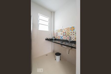 Apartamento à venda com 80m², 2 quartos e sem vagaCozinha americana