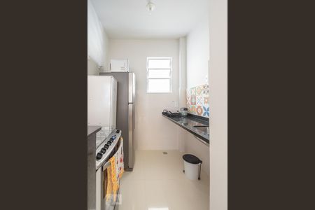 Apartamento à venda com 80m², 2 quartos e sem vagaCozinha americana