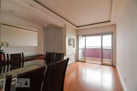 Sala de apartamento para alugar com 3 quartos, 70m² em Jaguaré, São Paulo