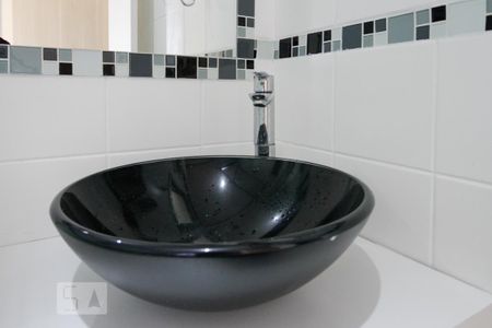 Apartamento para alugar com 70m², 3 quartos e 2 vagas Apartamento para alugar com 70m², 3 quartos e 2 vagasBanheiro Suíte