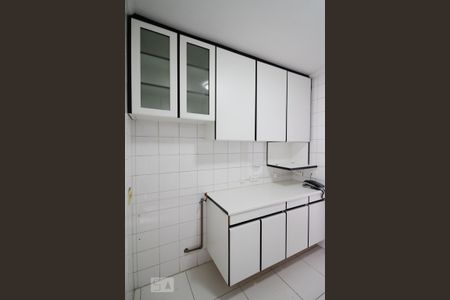 Apartamento para alugar com 70m², 3 quartos e 2 vagas Apartamento para alugar com 70m², 3 quartos e 2 vagasCozinha